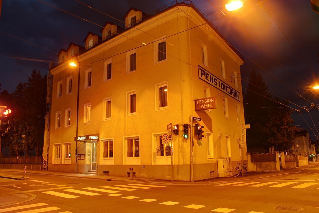 Pension Jahn Salzburg Zewnętrze zdjęcie